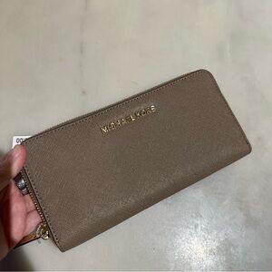 Michael Kors Long Wallet